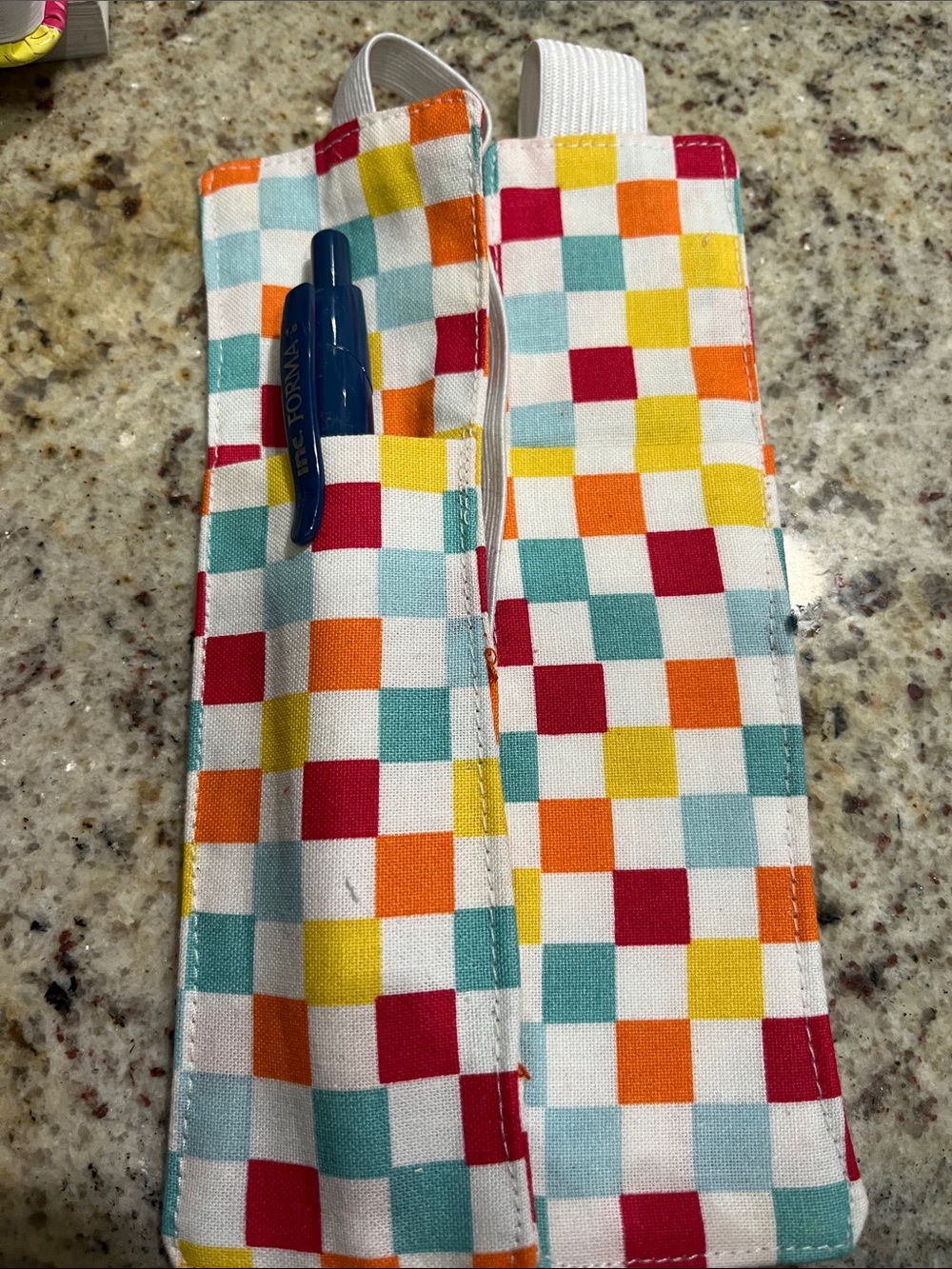 Colorful Checkered Elastic Pencil Case - Multicolor - Picture 2 of 3